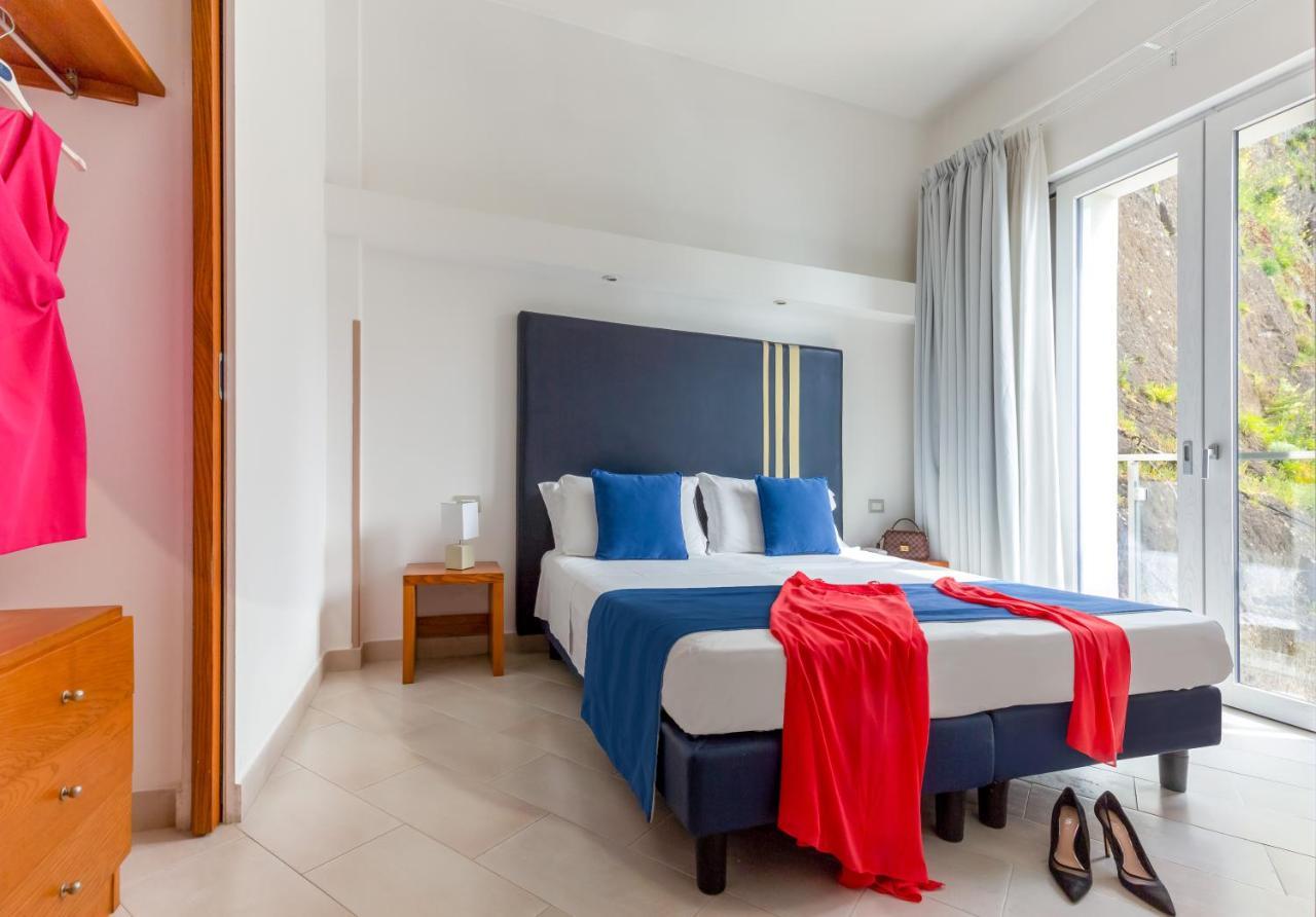 Hotel Giosue' A Mare Sorrento Мета Екстериор снимка