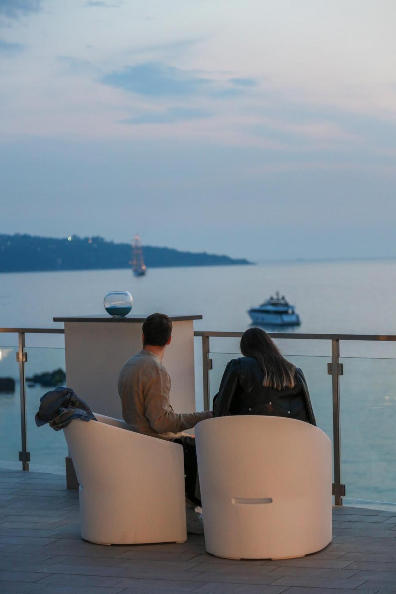 Hotel Giosue' A Mare Sorrento Мета Екстериор снимка