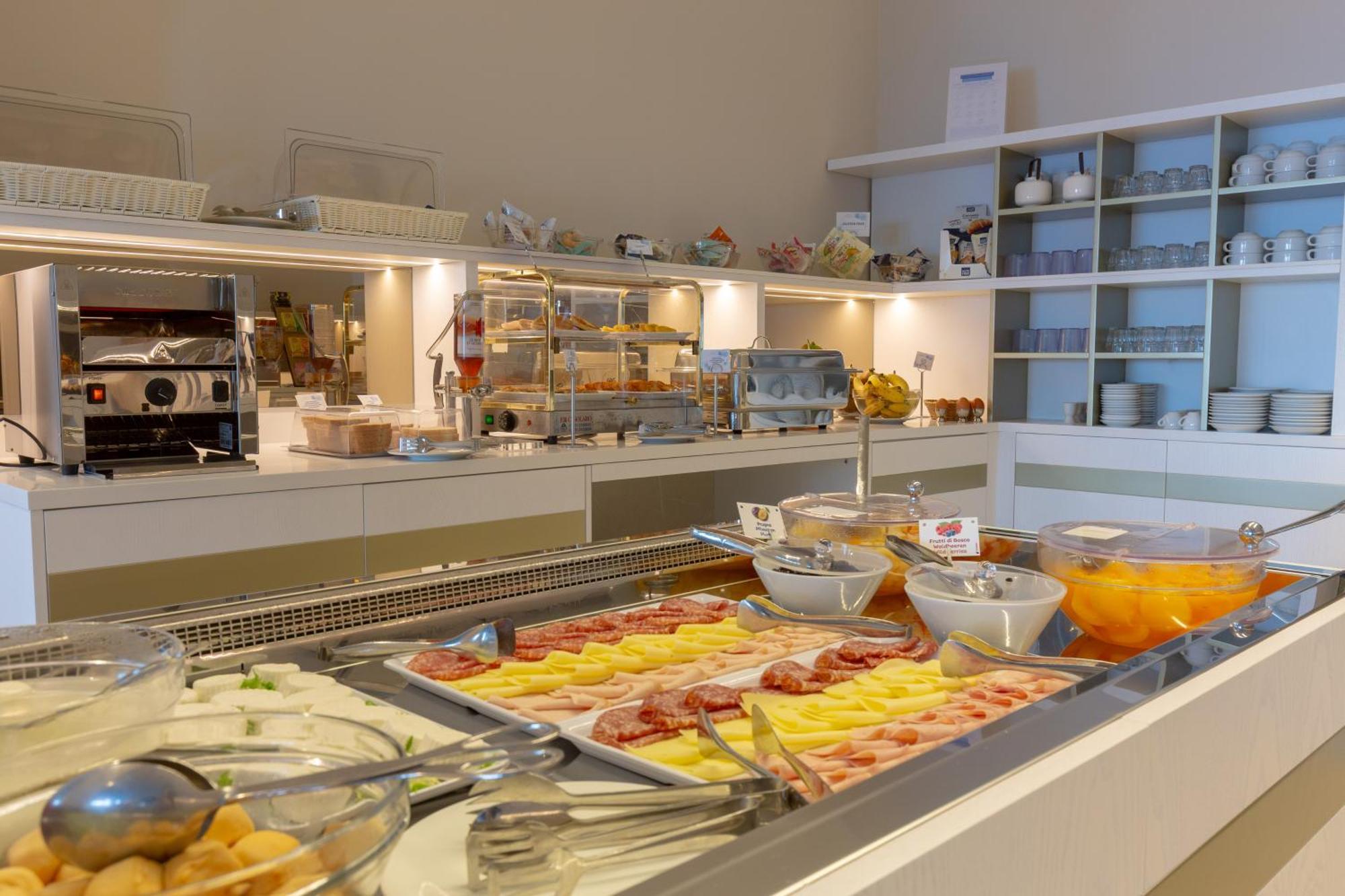 Hotel Giosue' A Mare Sorrento Мета Екстериор снимка